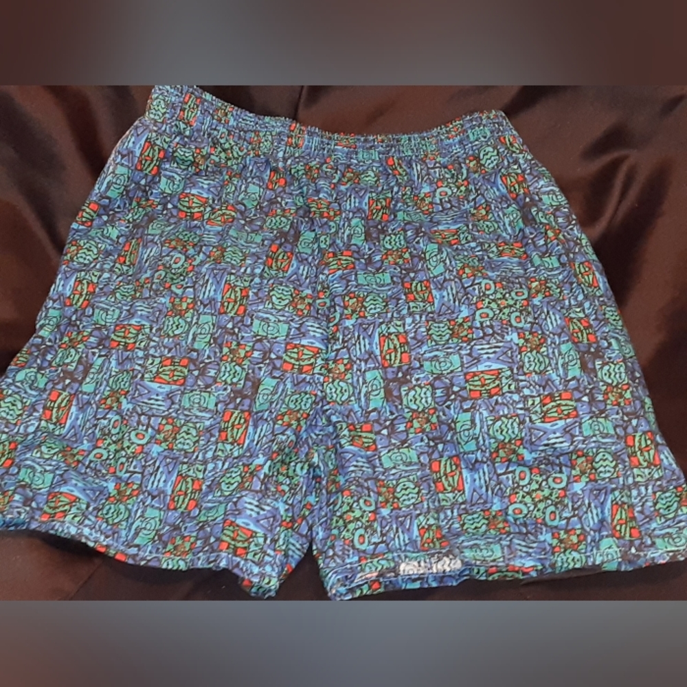 Men's shorts (size medium)